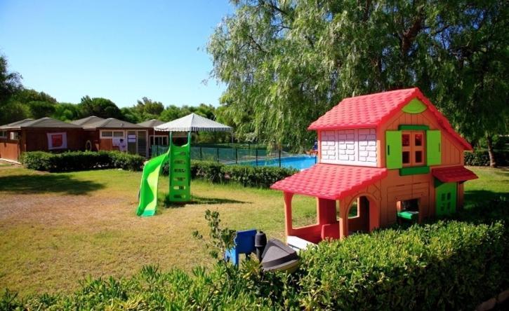 Conte Di Cabrera Hotel Club ポッツァッロ エクステリア 写真